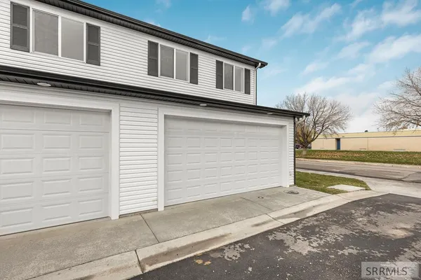 $1,200,000 | 2416 Virlow Street, Idaho Falls, ID 83401