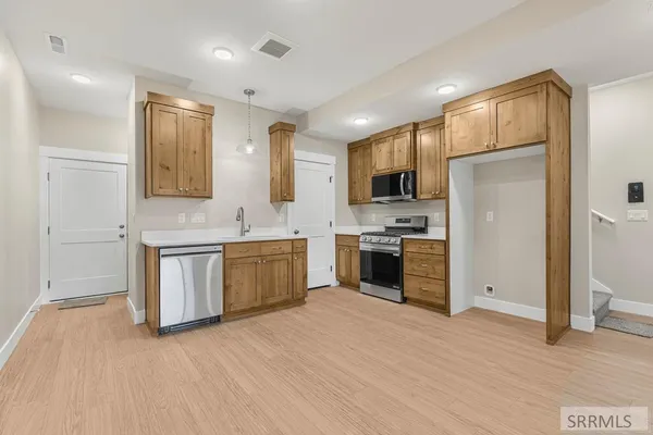 $1,200,000 | 2416 Virlow Street, Idaho Falls, ID 83401