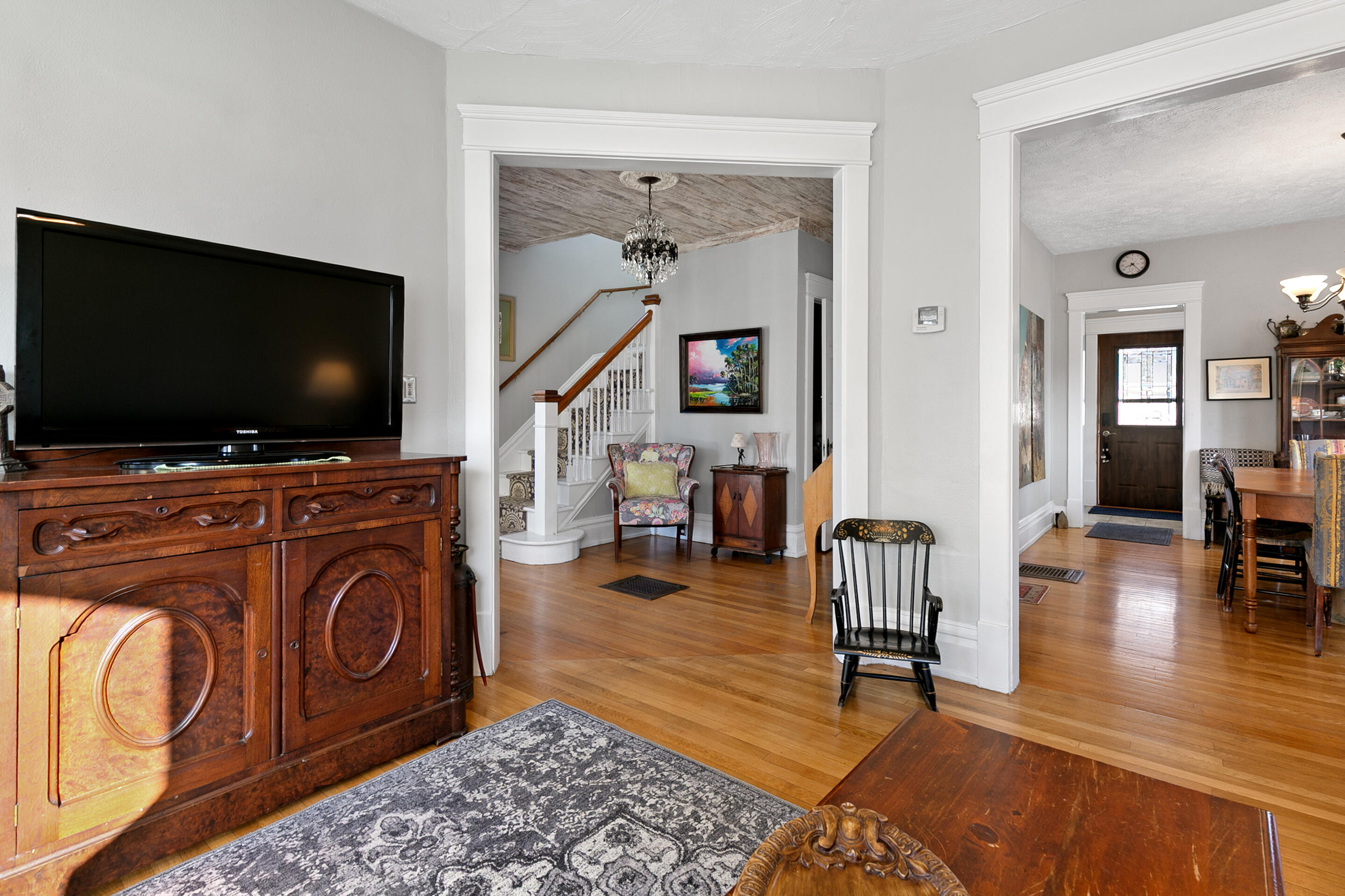 504 East Chicago Road Sturgis, MI 49091 - Photo 15 of 38 5 Living Room to Dining