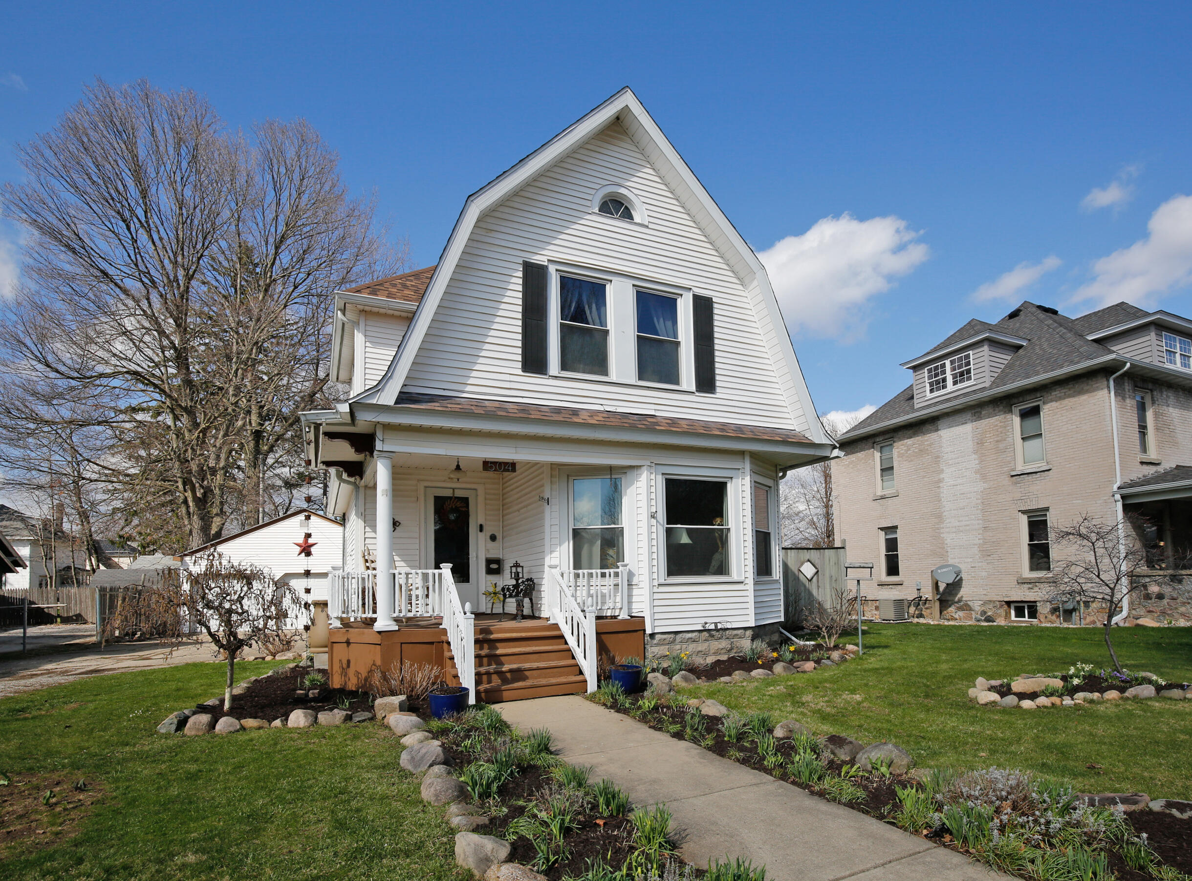 504 East Chicago Road Sturgis, MI 49091 - Photo 2 of 38 2 Exterior 504 E. Chicago