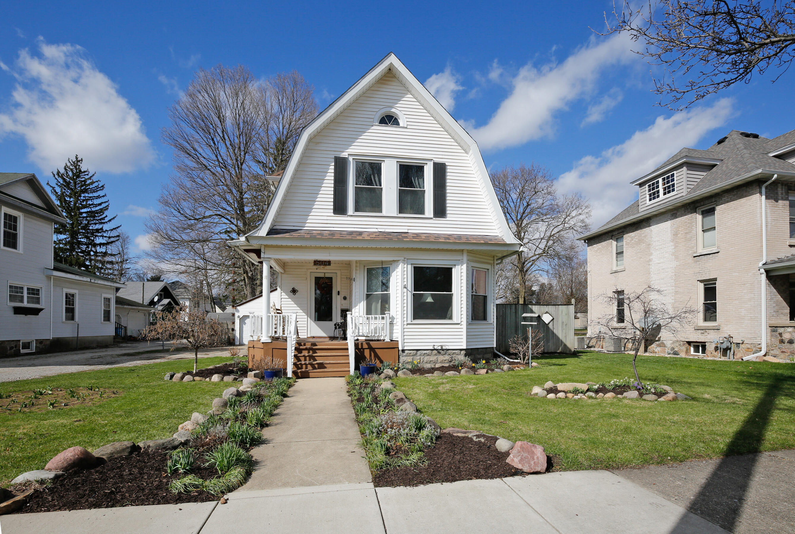 504 East Chicago Road Sturgis, MI 49091 - Photo 3 of 38 1a Exterior 504 E. Chicago