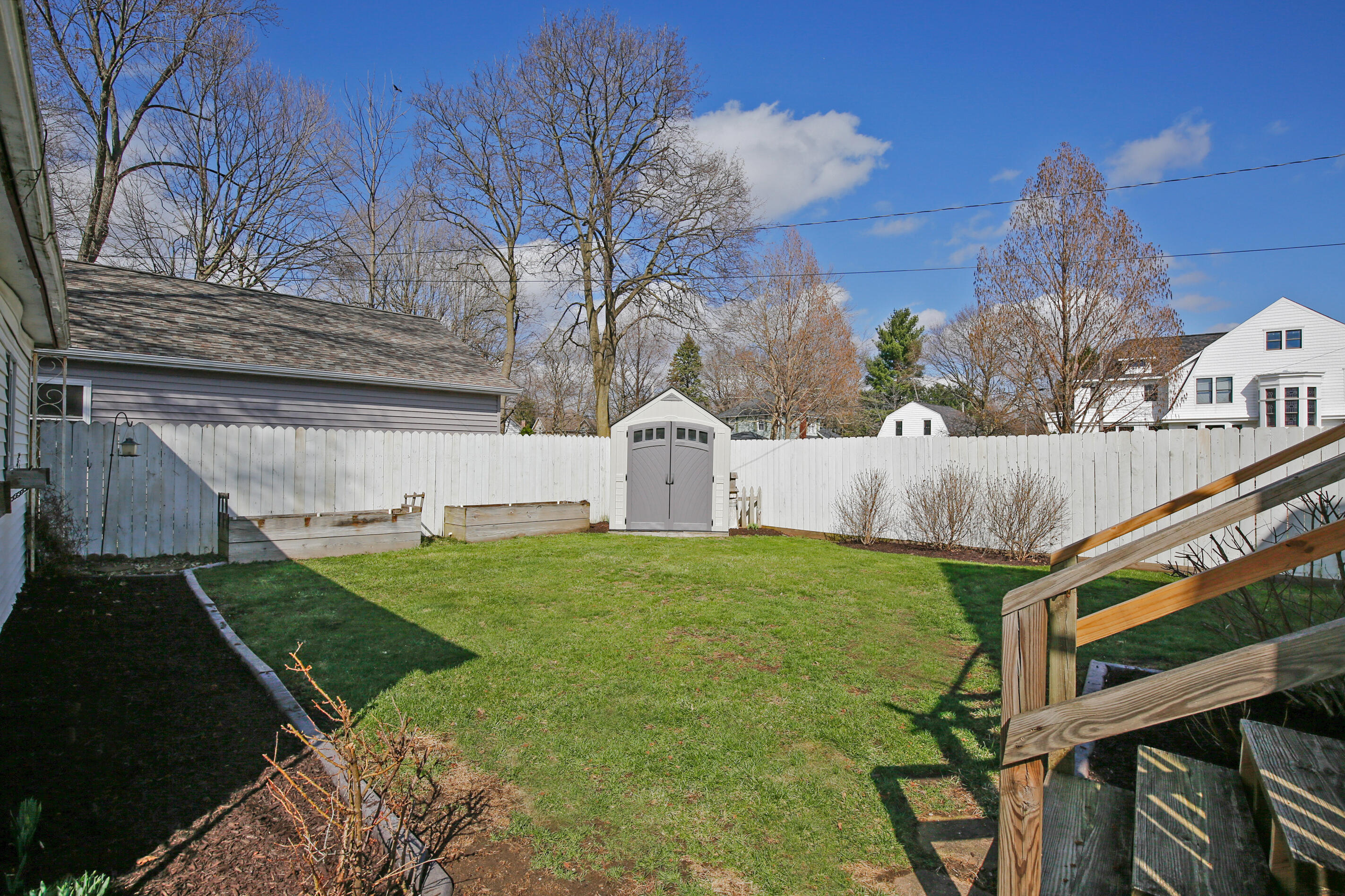 504 East Chicago Road Sturgis, MI 49091 - Photo 8 of 38 8 Exterior Back Yard