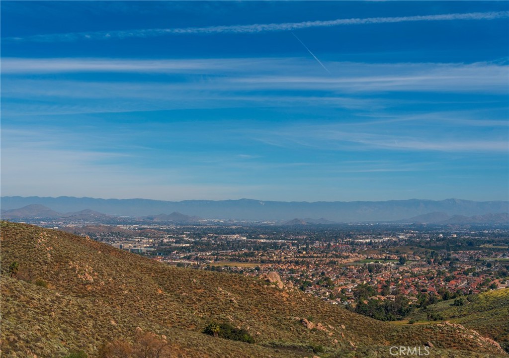 17073 Spring Canyon Place Riverside, CA 92503 - Photo 33 of 43
