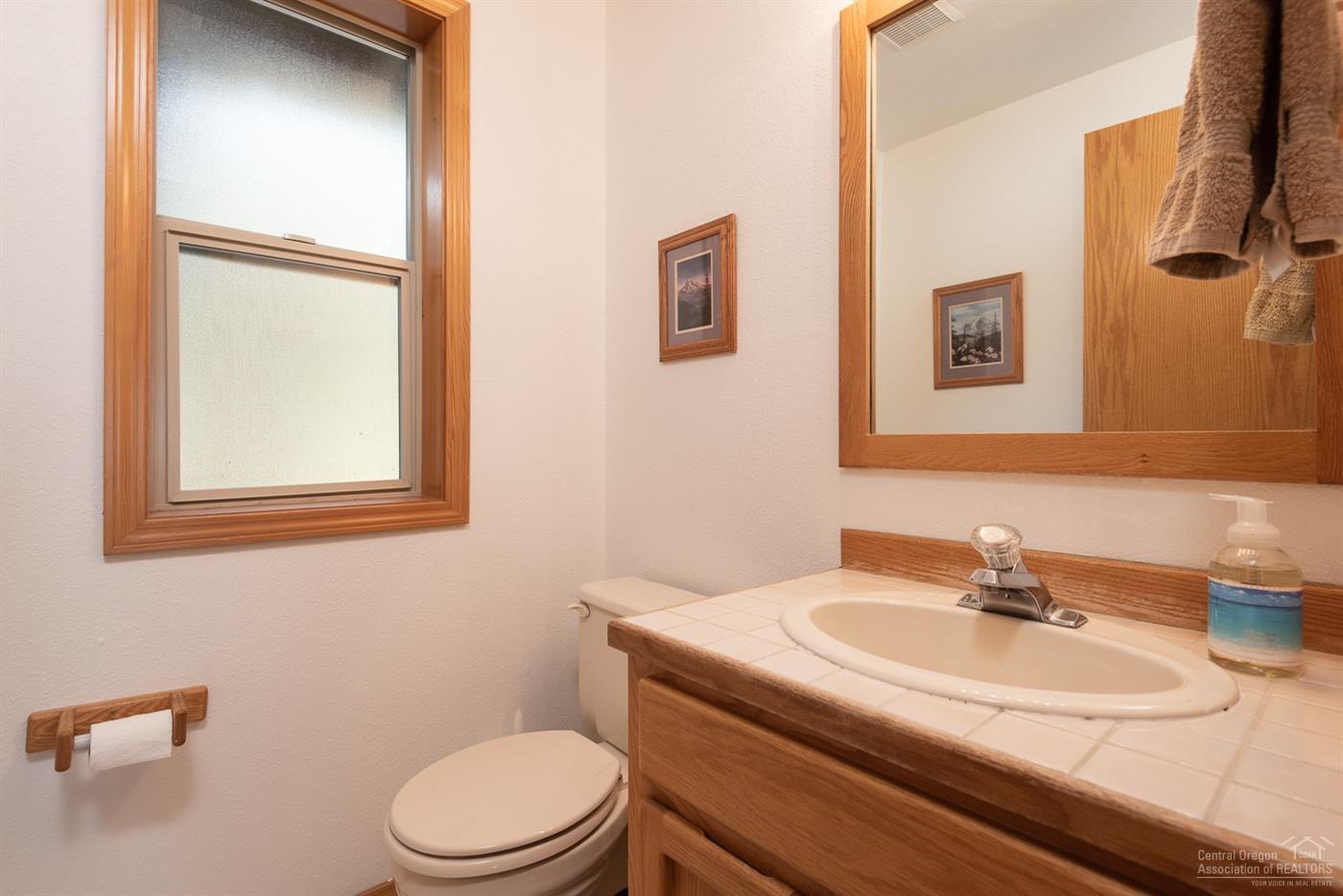 18106 Modoc Lane Sunriver, OR 97707 - Photo 15 of 25 Additional Photo