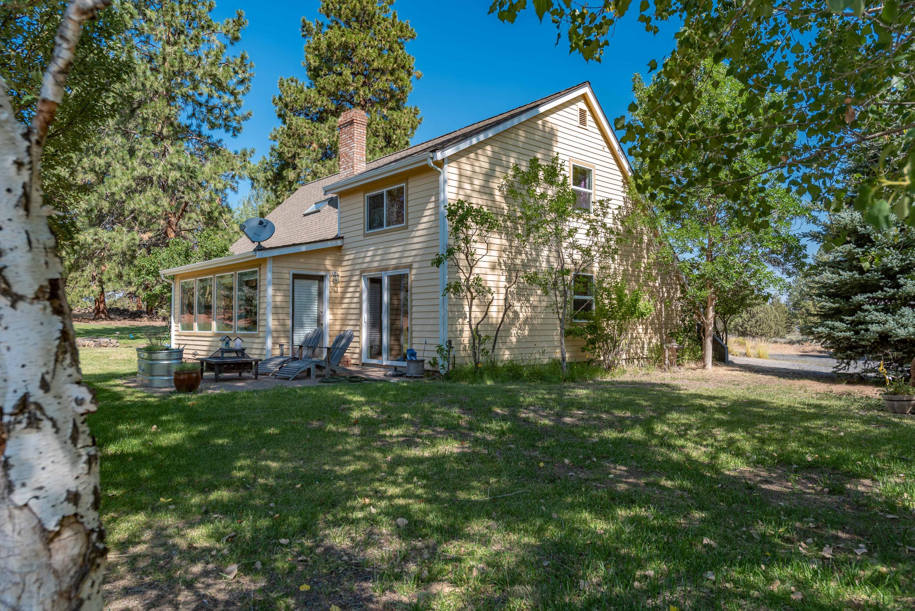 21698 Rickard Road Bend, OR 97702 - Photo 1 of 51 21698 Rickard Road in SE Bend on 21 private acres!