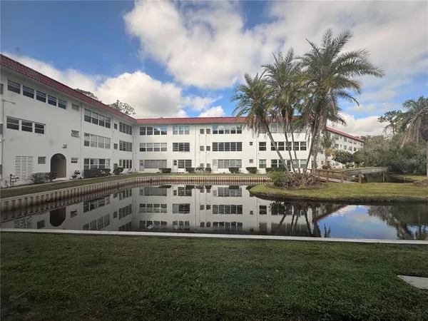 $1,500 | 100 El Camino Drive, Unit 111, Winter Haven, FL 33884