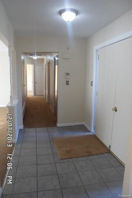 35293 Ash Road New Boston, MI 48164 - Photo 11 of 28 FOYER