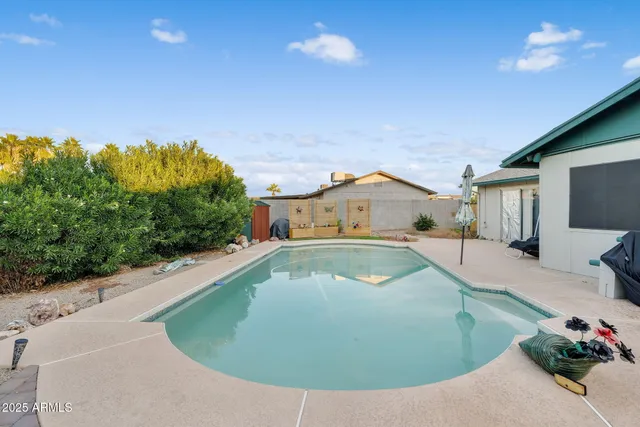 $335,000 | 7420 West Mission Lane, Peoria, AZ 85345