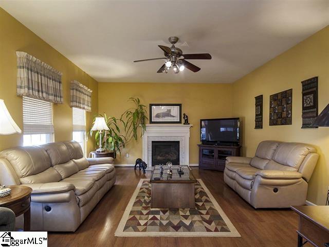 213 Ridge Bay Court Greenville, SC 29611 - Photo 3 of 17 Gallery Image 3