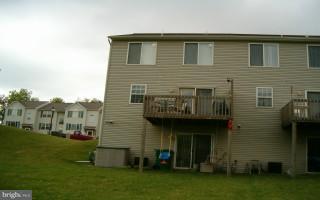 187 Riders Way, Unit 42 Lebanon, PA 17042 - Photo 4 of 4 Gallery Image 4