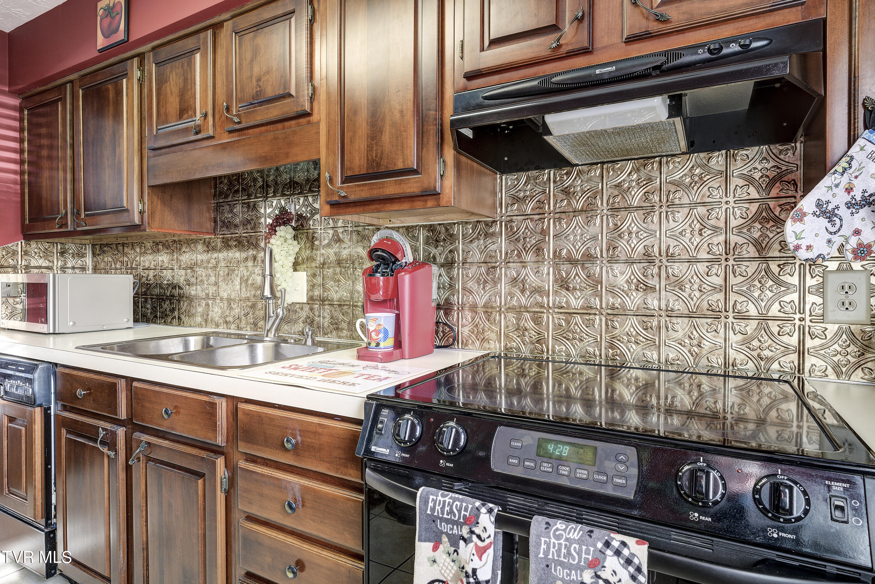 400 Sunset Drive, Unit E26 Johnson City, TN 37604 - Photo 11 of 29 E26-9