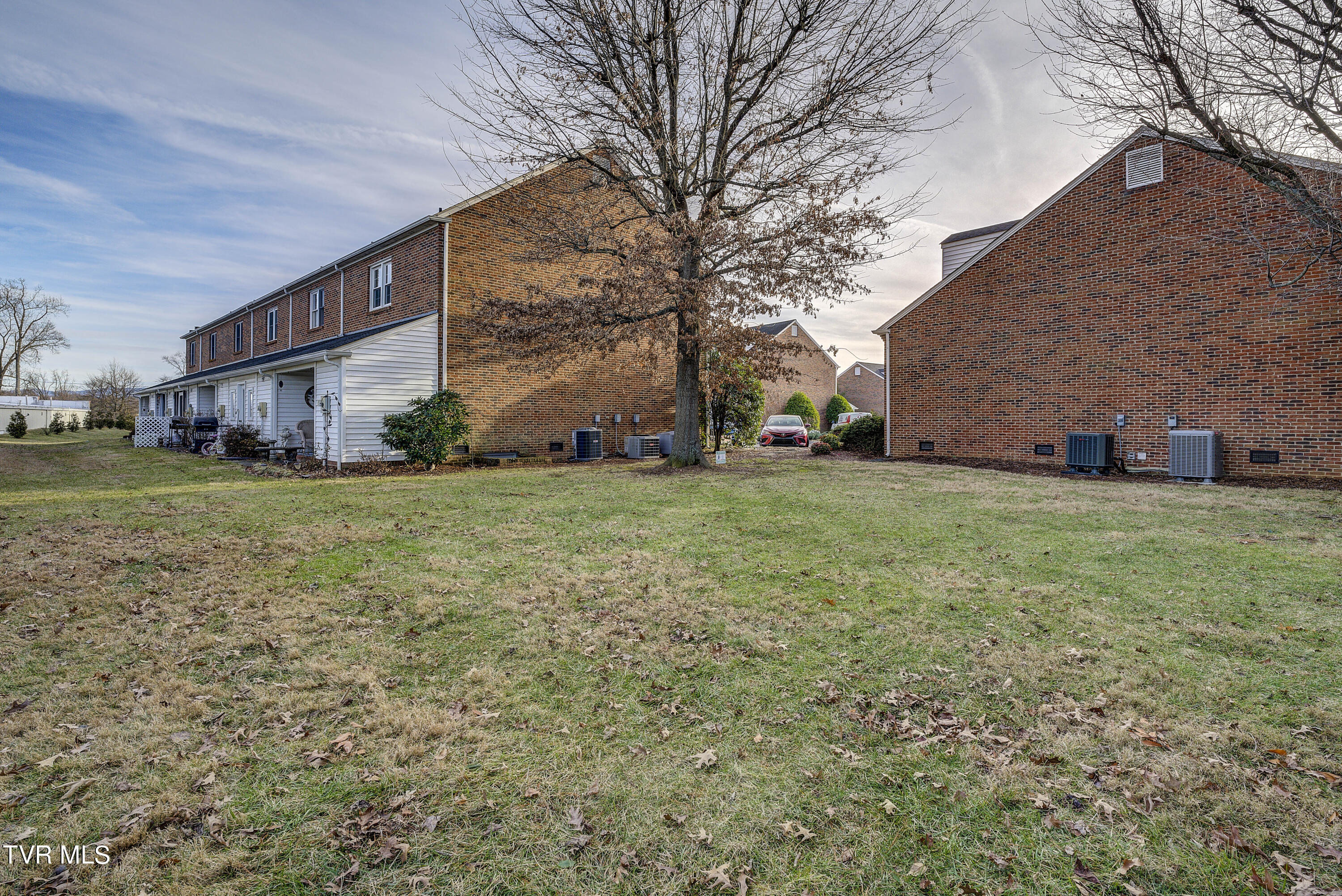 400 Sunset Drive, Unit E26 Johnson City, TN 37604 - Photo 28 of 29 E26-27