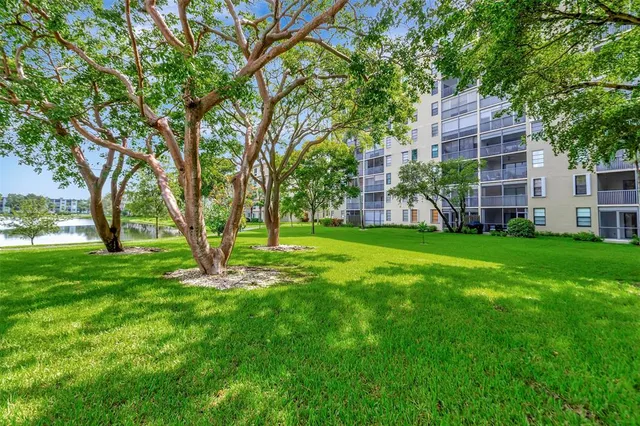 $2,200 | 2112 South Cypress Bend Drive, Pompano Beach, FL 33069