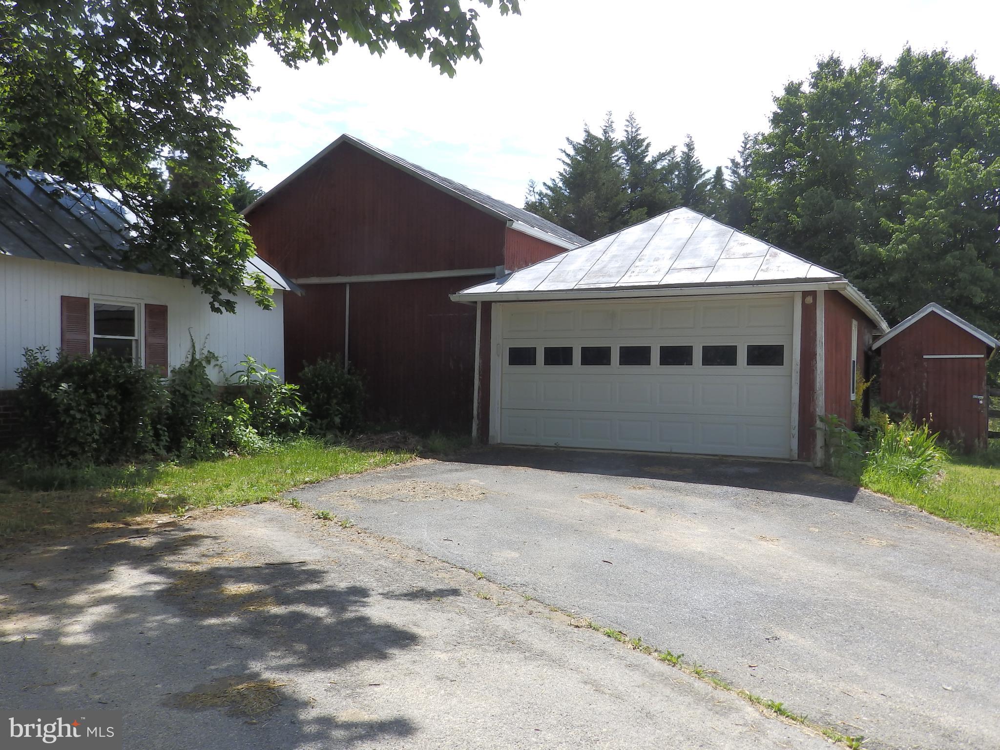 3847 Maple Grove Road Manchester, MD 21102 - Photo 9 of 57 2 Car Garage