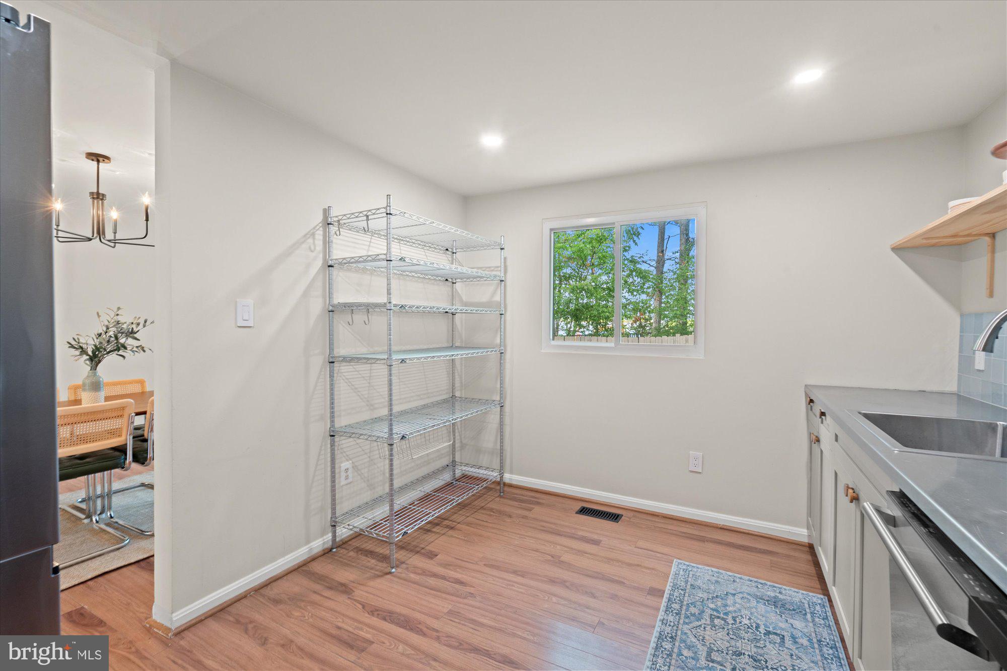 2228 Cocquina Drive Reston, VA 20191 - Photo 15 of 36