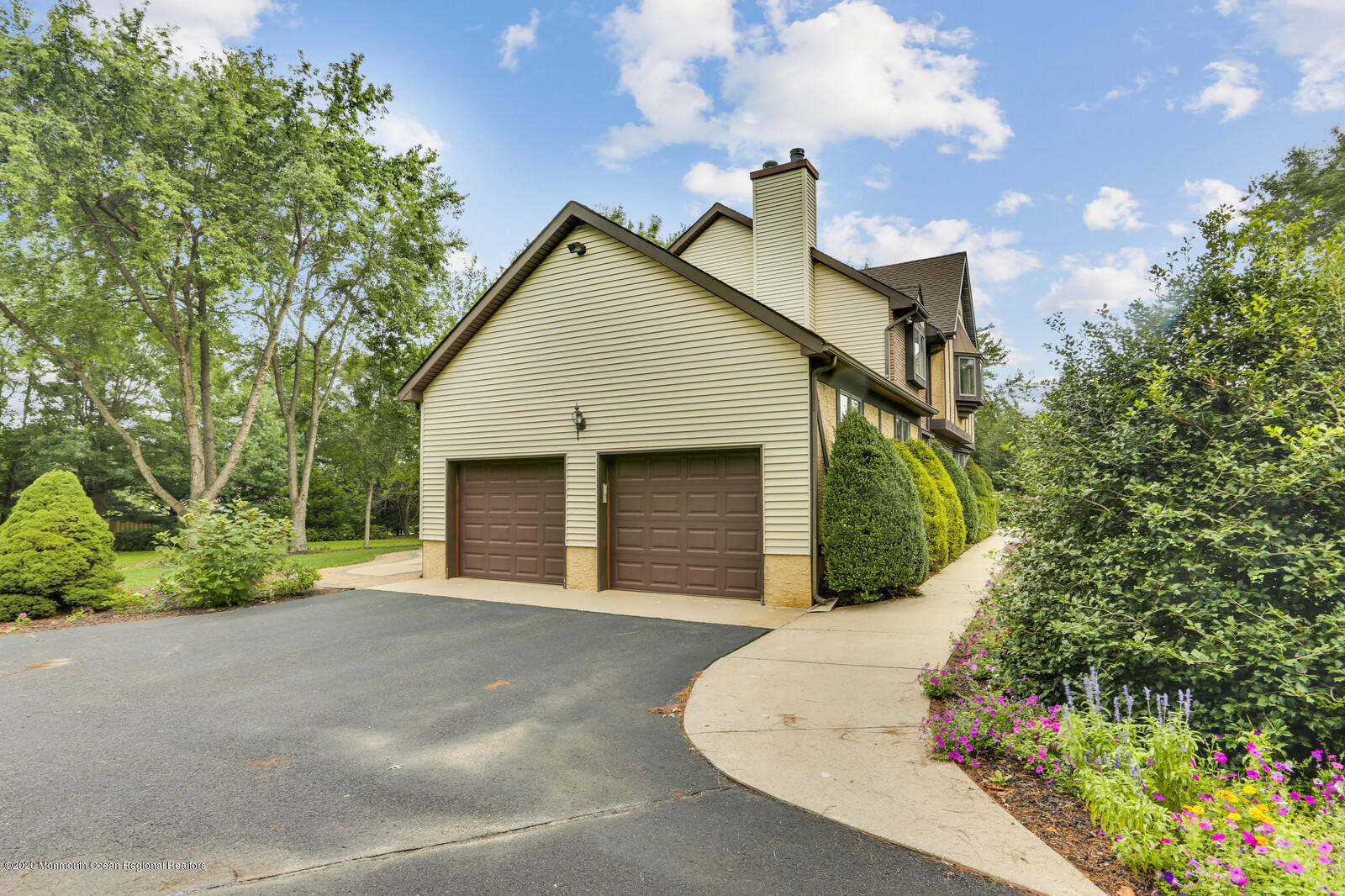 512 Province Line Road Allentown, NJ 08501 - Photo 34 of 38 a front view of a house with a garden