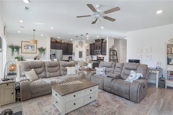 $369,900 | 218 Walking Stick Way, Pelzer, SC 29669