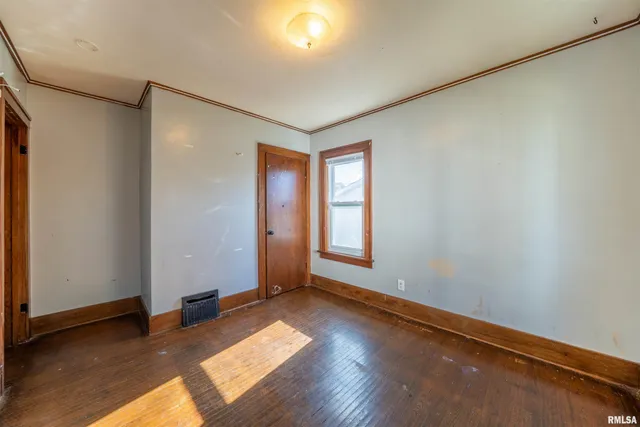 $115,000 | 804 West Meadows Place, Peoria, IL 61604