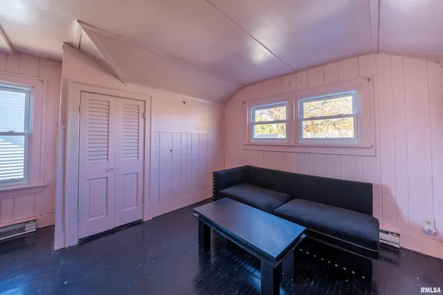 $115,000 | 804 West Meadows Place, Peoria, IL 61604