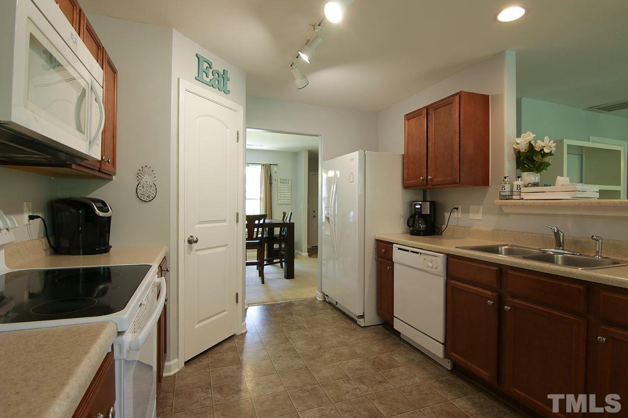 4909 Quarryman Road Raleigh, NC 27610 - Photo 4 of 23 Gallery Image 4