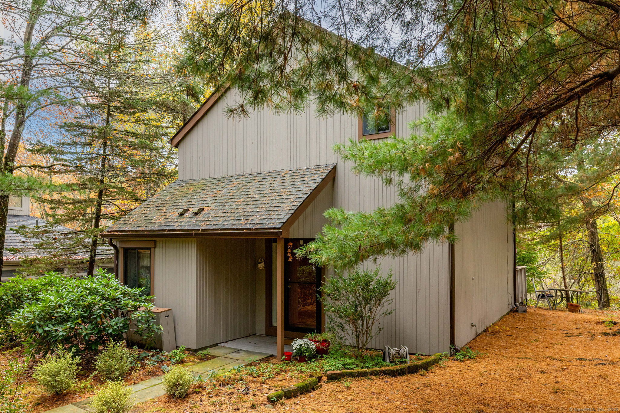 2 Highland Square, Unit 2 Avon, CT 06001 - Photo 1 of 1
