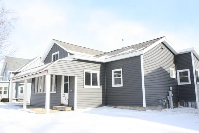 $139,900 | 370 North Main Street, Juneau, WI 53039