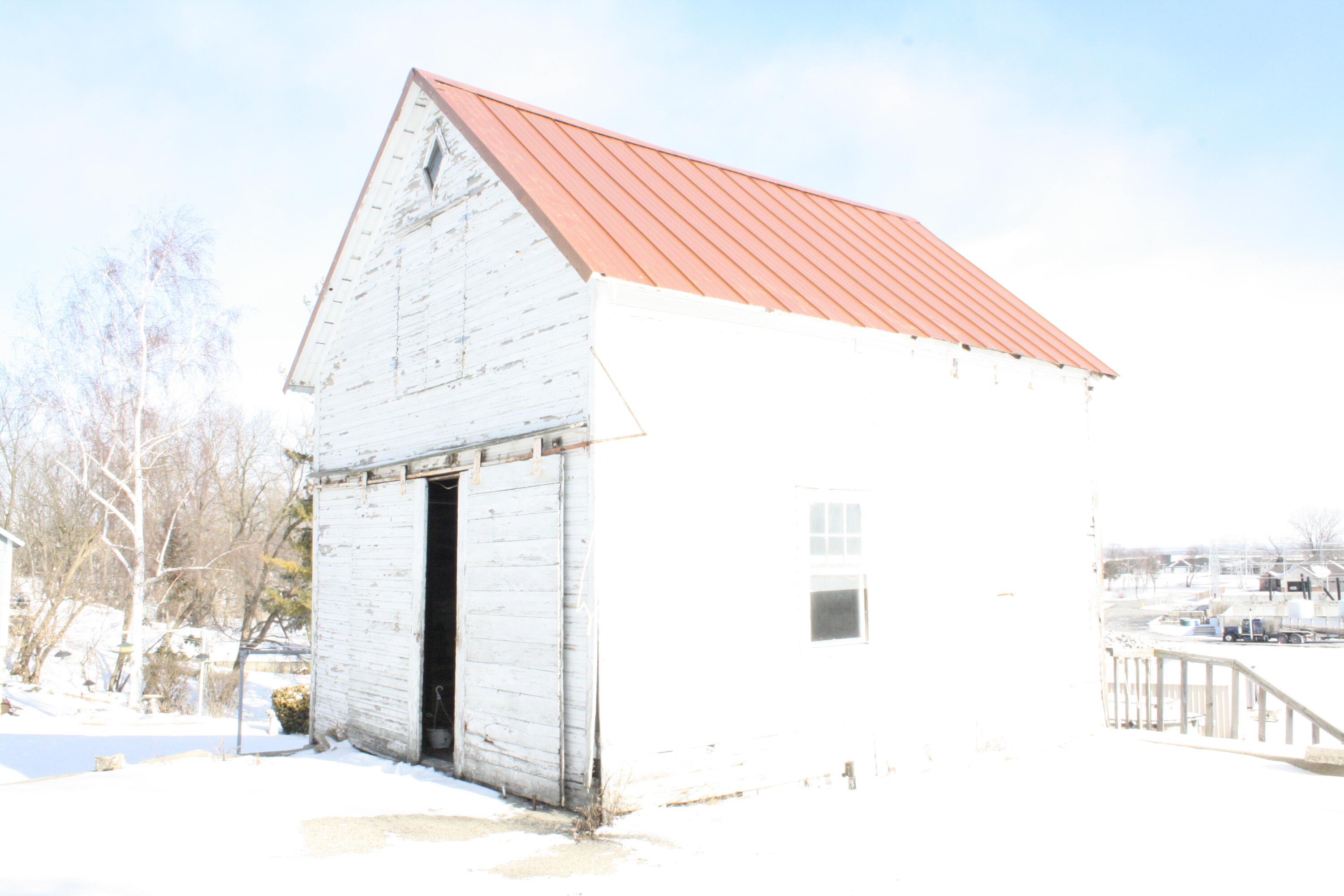 370 North Main Street Juneau, WI 53039 - Photo 3 of 23 IMG_3370