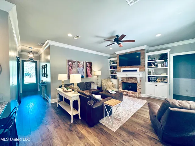 $489,900 | 10365 Dry Grove Road, Raymond, MS 39154