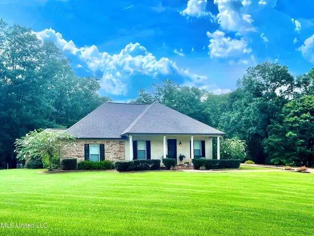 $489,900 | 10365 Dry Grove Road, Raymond, MS 39154