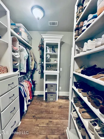 $489,900 | 10365 Dry Grove Road, Raymond, MS 39154