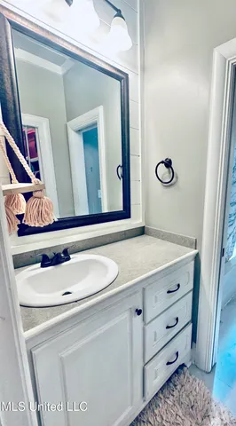 $489,900 | 10365 Dry Grove Road, Raymond, MS 39154