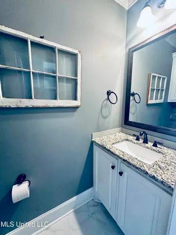 $489,900 | 10365 Dry Grove Road, Raymond, MS 39154