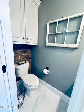 $489,900 | 10365 Dry Grove Road, Raymond, MS 39154