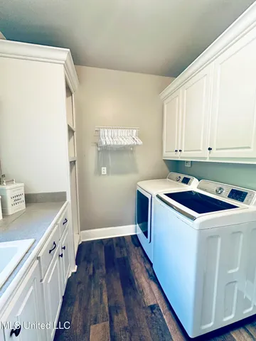 $489,900 | 10365 Dry Grove Road, Raymond, MS 39154