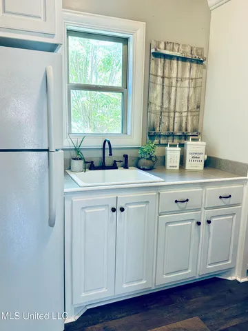 $489,900 | 10365 Dry Grove Road, Raymond, MS 39154