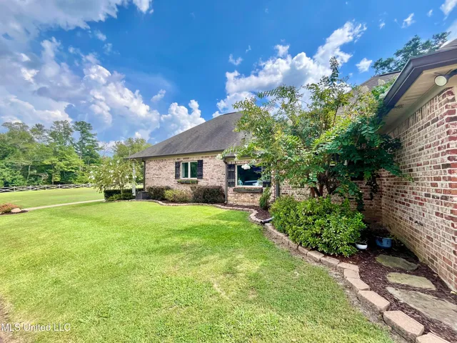 $489,900 | 10365 Dry Grove Road, Raymond, MS 39154