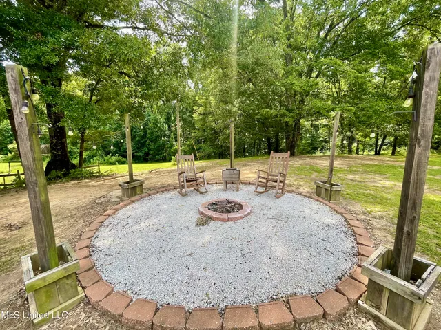 $489,900 | 10365 Dry Grove Road, Raymond, MS 39154