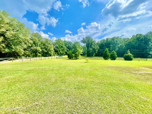 $489,900 | 10365 Dry Grove Road, Raymond, MS 39154
