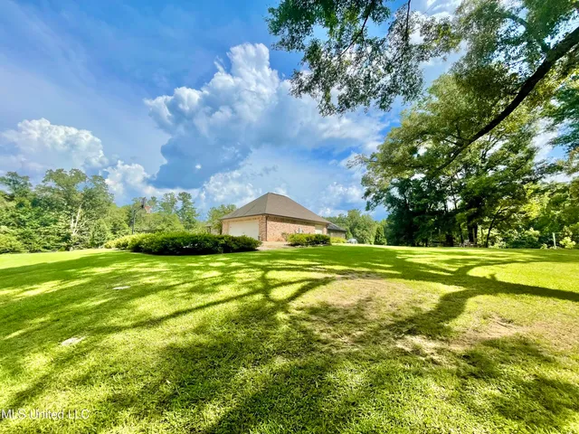 $489,900 | 10365 Dry Grove Road, Raymond, MS 39154
