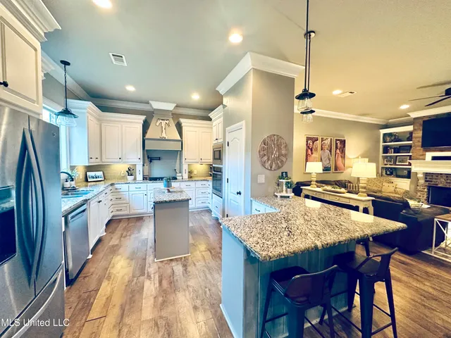 $489,900 | 10365 Dry Grove Road, Raymond, MS 39154