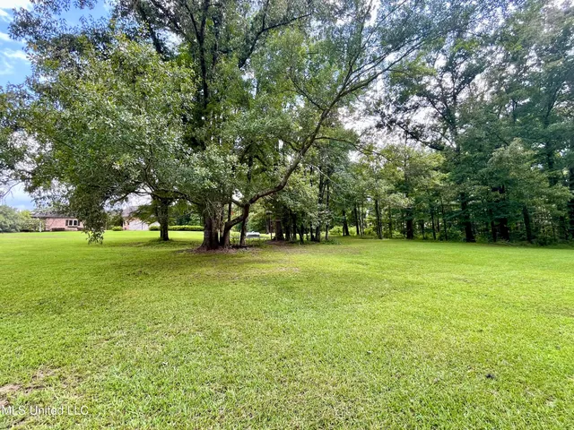 $489,900 | 10365 Dry Grove Road, Raymond, MS 39154