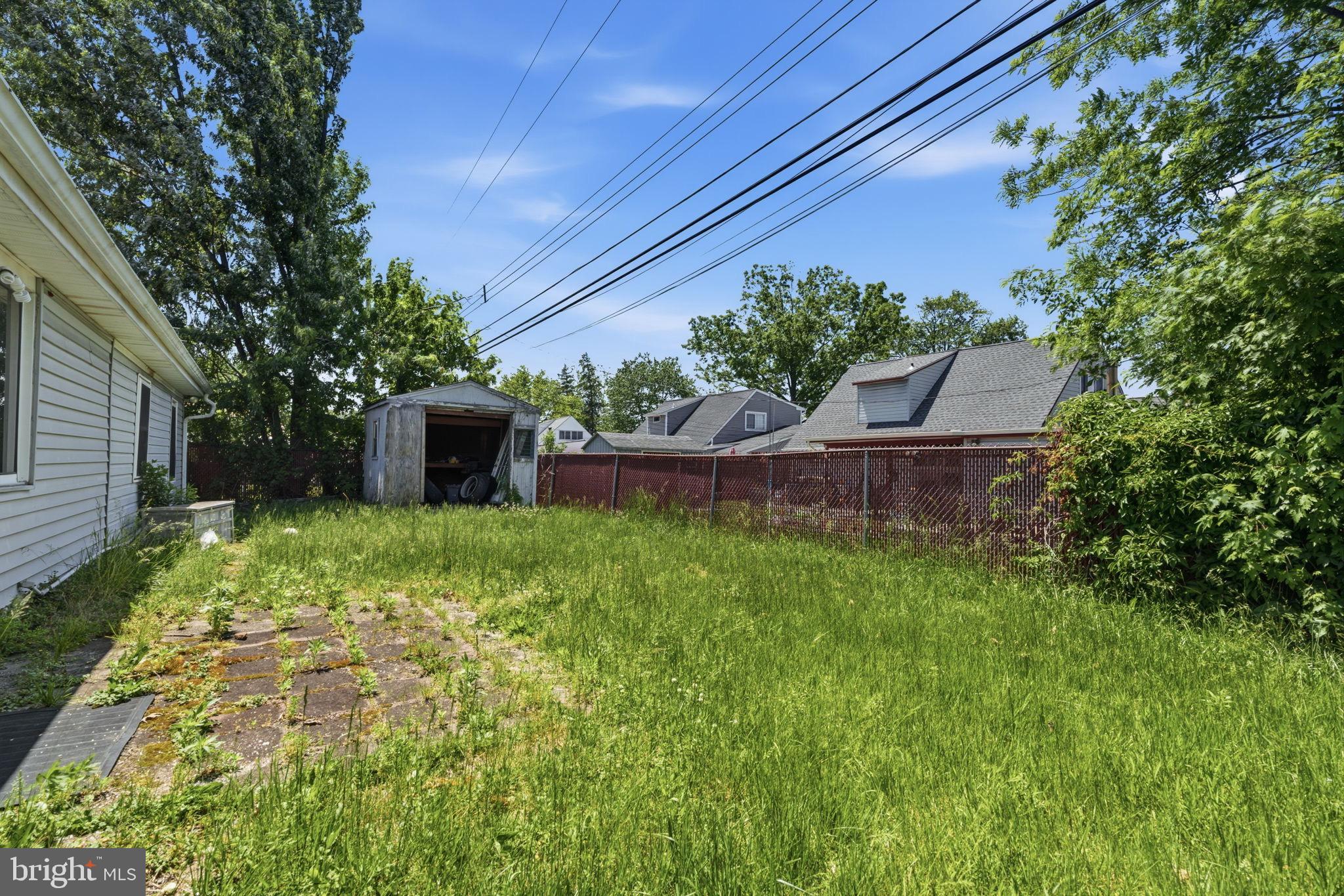 21 Iris Road Levittown, PA 19057 - Photo 30 of 32 Backyard