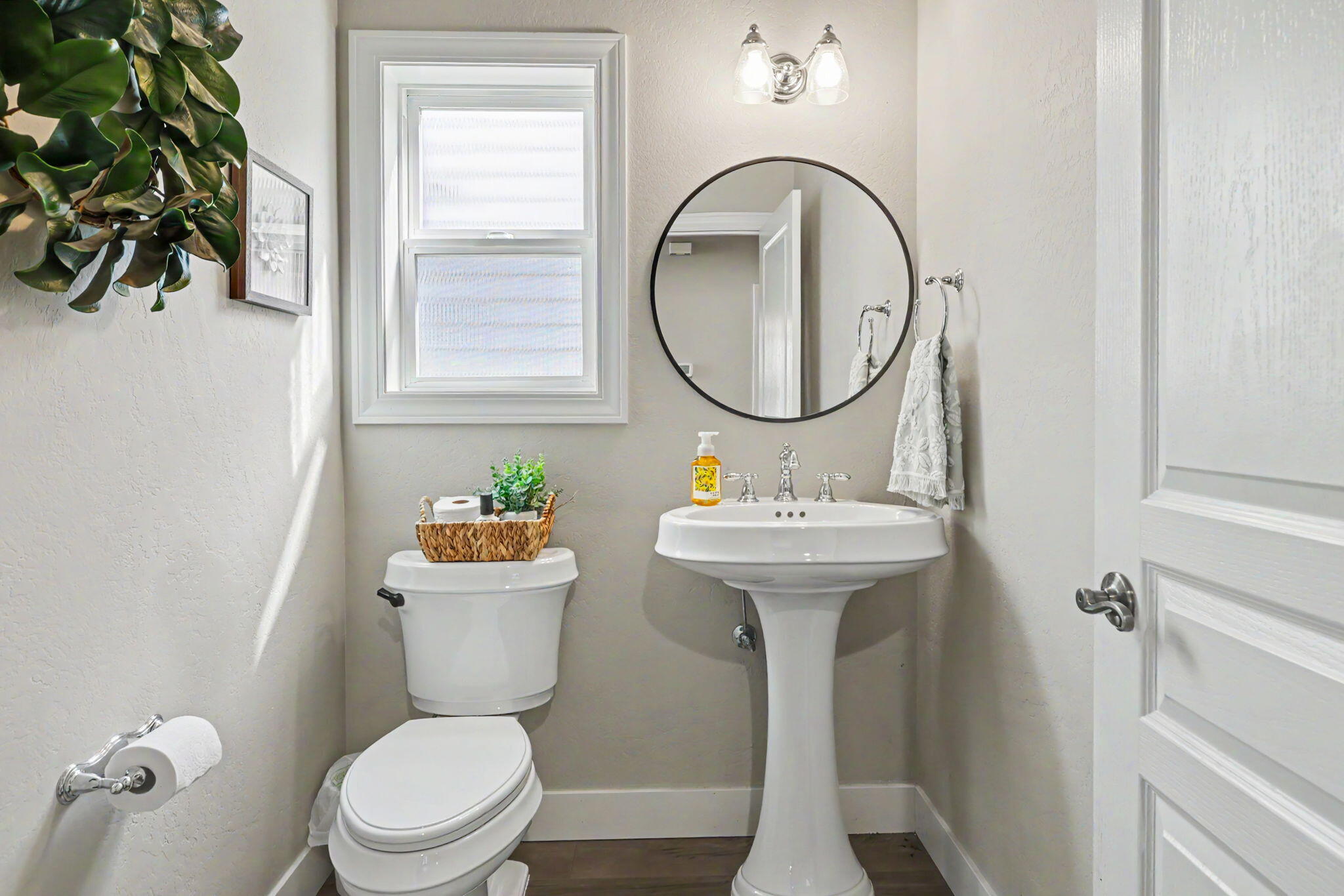 1043 Sandoz Street Central Point, OR 97502 - Photo 16 of 28 ApxSS00030