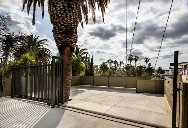$1,639,000 | 1030 Echo Park Avenue, Los Angeles, CA 90026