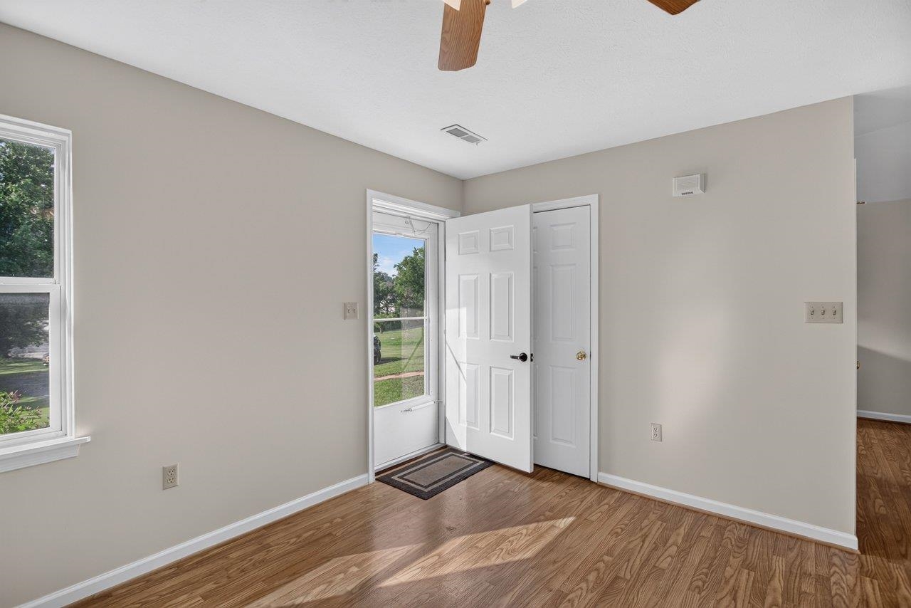 2486 Grace Chapel Road Harrisonburg, VA 22801 - Photo 3 of 40