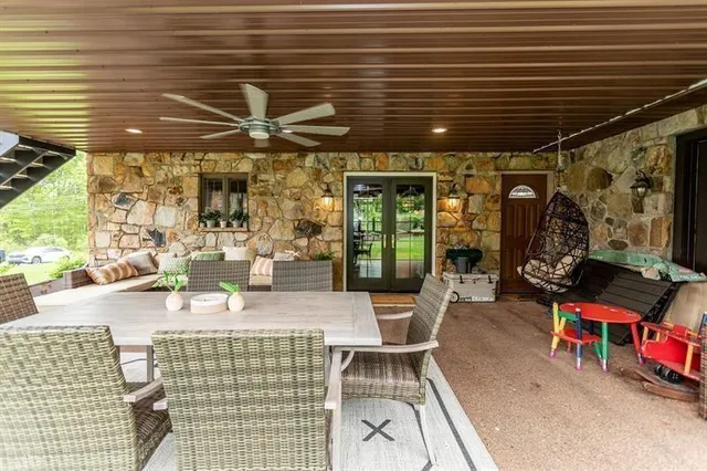 $1,100,000 | 33 Chalk Hill-Ohiopyle Road, Ohiopyle, PA 15470