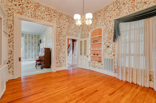 a view of livingroom with furniture and wooden floor