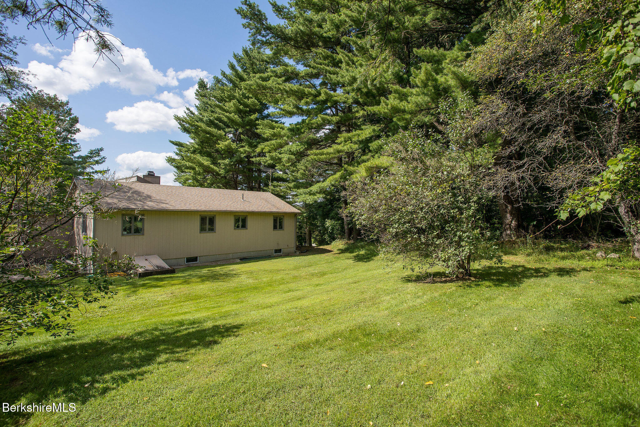48 Swamp Road West Stockbridge, MA 01266 - Photo 38 of 39 0020-exterior