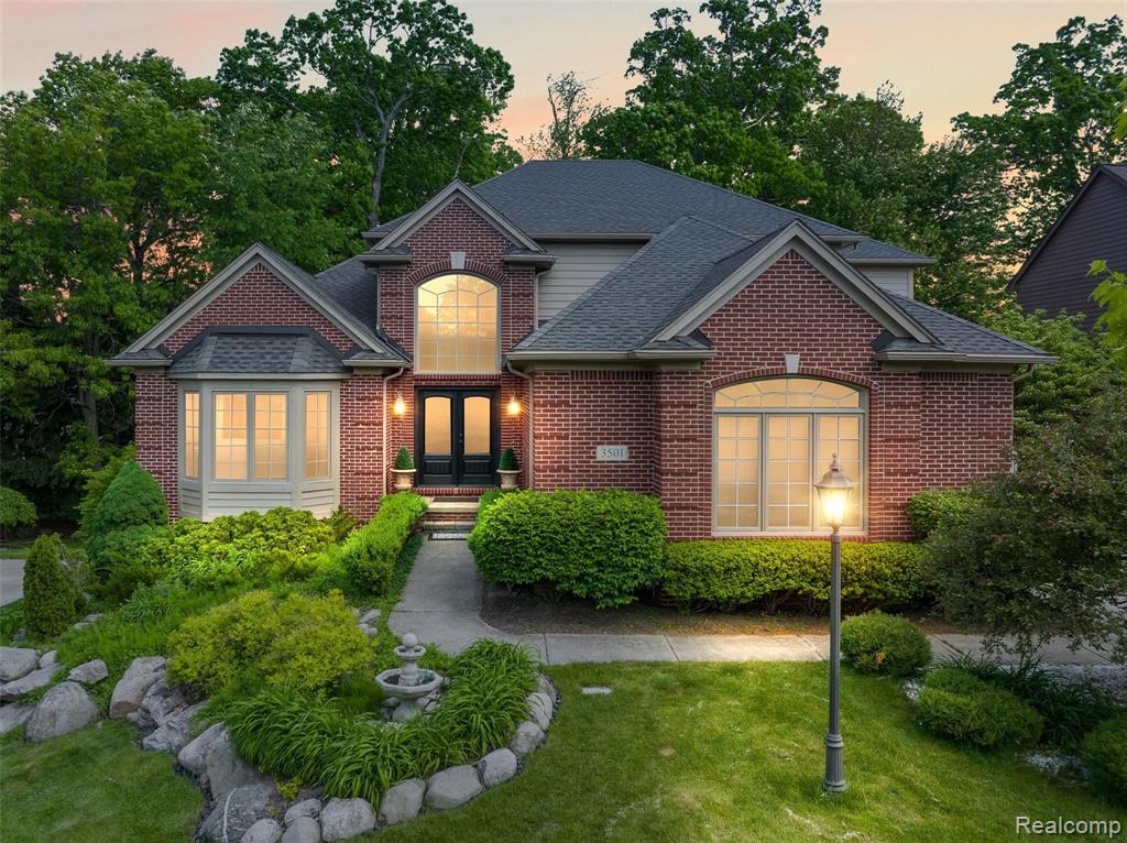 3501 Warwick Drive Rochester Hills, MI 48309 - Photo 1 of 67