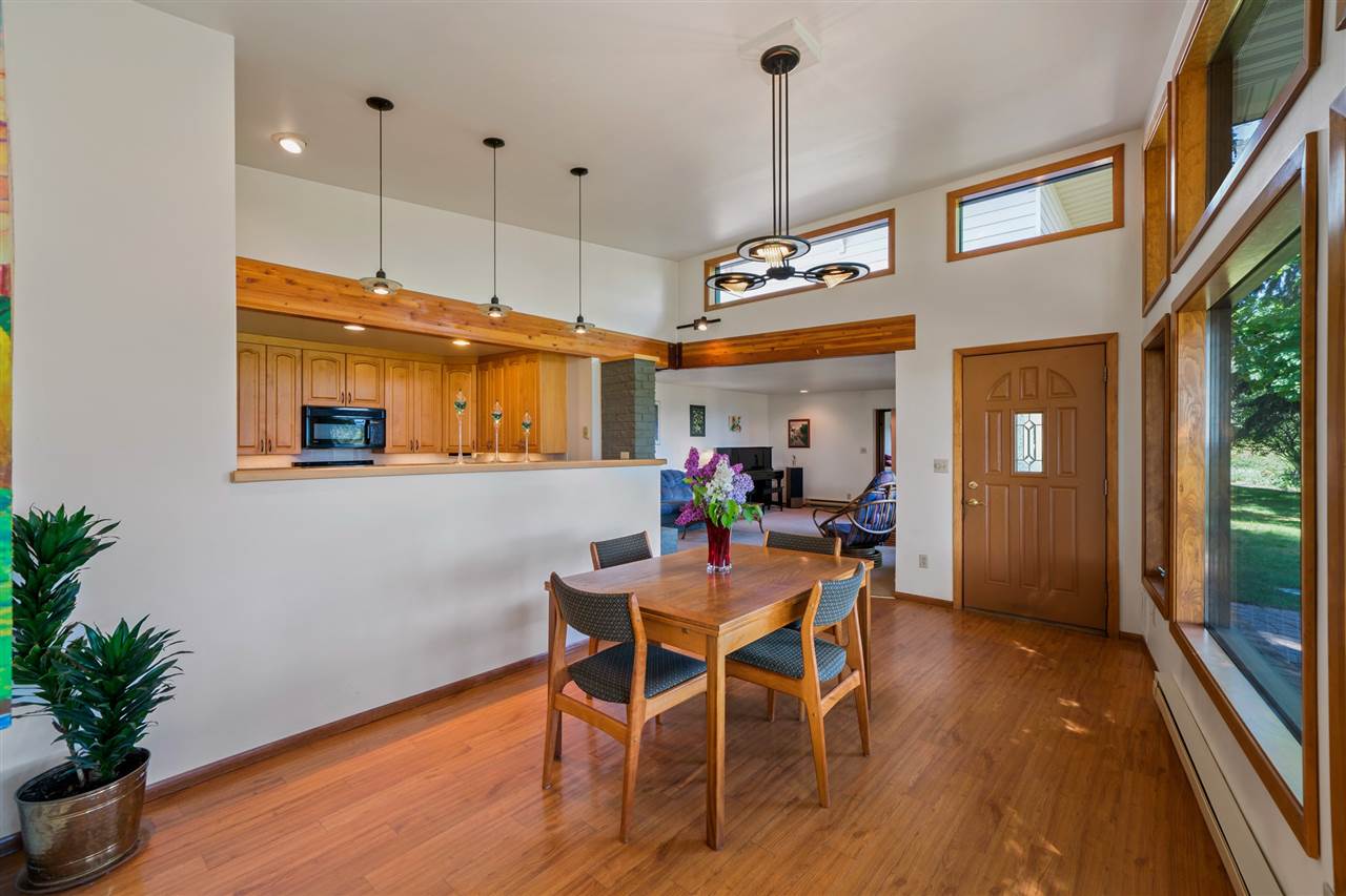 15313 East Jacobs Road Spokane, WA 99217 - Photo 3 of 20